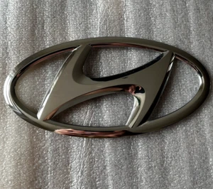 Hyundai Ioniq 5 logo emblema originale posteriore 86305-GI000 - Foto 1 di 3