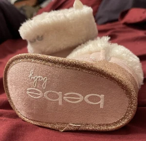 BeBe Baby Pink W/gold Glitter Trim Faux Suede Fur Lined Boots Size 2- NWOT - Picture 1 of 6