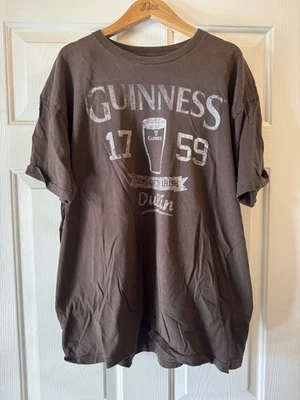 Guinness Luck of The Irish 男式 T 恤 XL 码 - 柔软衬衫 - Breweriana - 二手状况完好 — 第 1/4 张图片