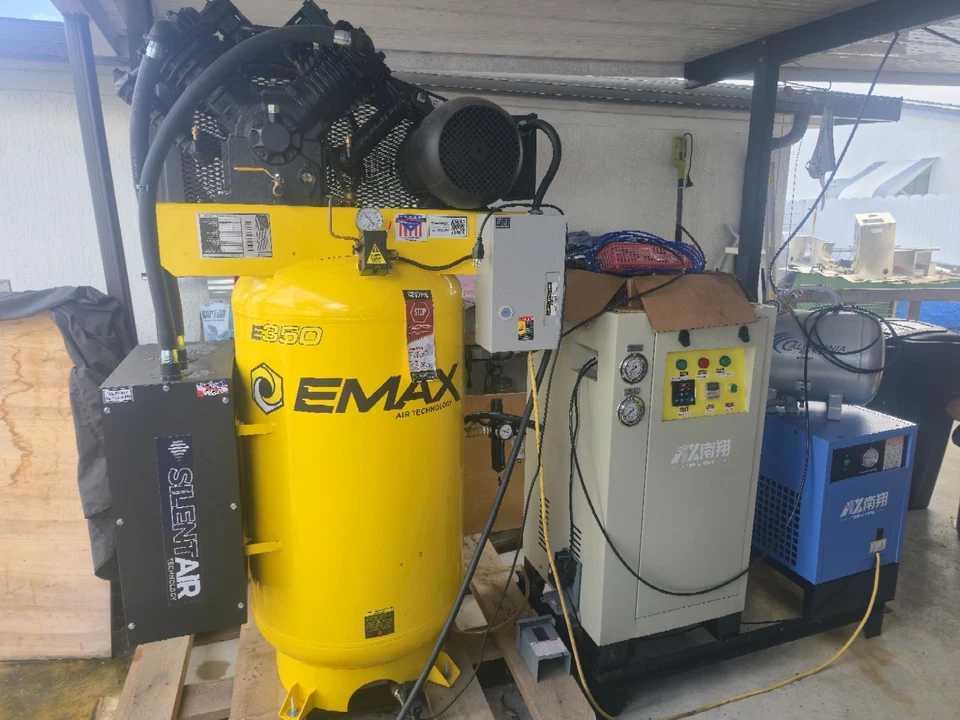 Compresor de Aire Industrial Emax Sistema de Aire Silencioso,, Secador y Generador de Nitrógeno Foto 1 de 1