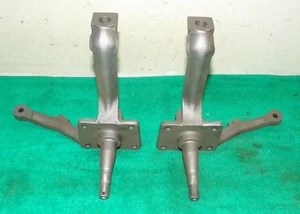 1964-1966 Mustang 1963-1965 Falcon Ranchero Comet ORIG L+R 6-CYL FRONT SPINDLES - Picture 1 of 9