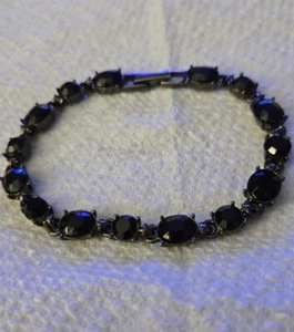 Dunkellila Edelstein Armband 7 Zoll - Bild 1 von 2