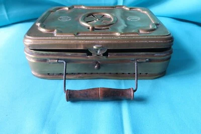 ancienne  chaufferette en laiton GIRODON & Cie - Photo 1/4