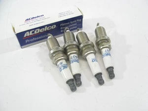 (4) Acdelco 41-807 Ignition Spark Plugs - Double Platinum - Picture 1 of 3
