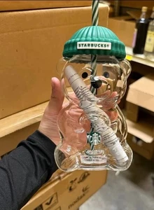 503ML Starbucks China Barista Oso Taza Sombrero Verde Taza de Vidrio Regalo de Navidad - Imagen 1 de 3