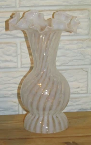 Vintage Fenton French Opalescent Spiral Optic Ruffled Glass Vase - Picture 1 of 4