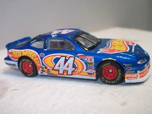 1996 KYLE PETTY #44 STP HAPPY FATHER'S DAY PONTIAC GRAND PRIX DIECAST 1/64 car - Picture 1 of 7