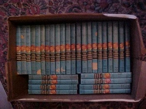 HARDY BOYS MYSTERIES Group of 30 from 1970s by FRANKLIN W. DIXON - Picture 1 of 6