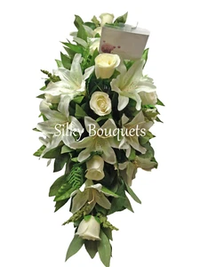 Seda Artificial Funeral Flor Ataúd Spray Ataúd Retopper Blanco Floral Tributo - Imagen 1 de 6