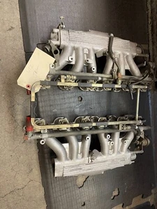Jaguar XJS XJSC V12 Intake Manifold 1976-1991 - Picture 1 of 9