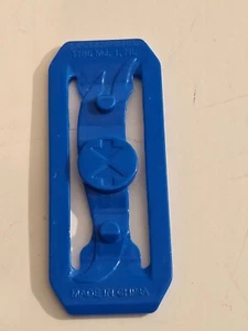 Mario Kart Hot Wheels Circuit 1 Replacement Track Part Piece Blue Connector - Picture 1 of 4