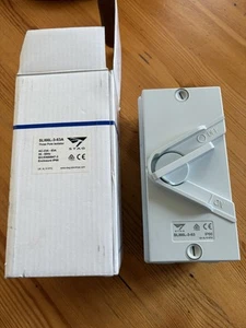 Stag 3 Pol Isolator AC-23a - 63a 50-60Hz - Bild 1 von 2