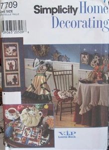 Simplicity 7709 Leslie Beck Apron Wall Quilt Iron Board Cover Cushion Pattern - Picture 1 of 2