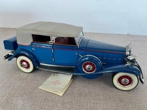 Franklin Mint 1932 Cadillac Die Cast Car - Picture 1 of 9
