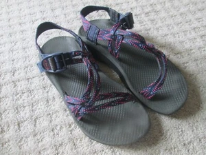 Chaco Women's Strappy Pink Blue Shoes/ Sandals Sz US 8 - Picture 1 of 5