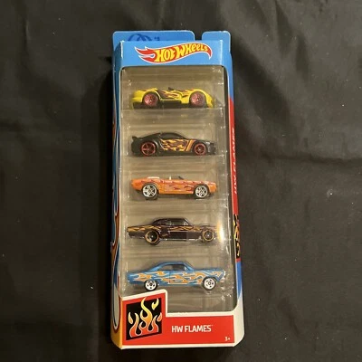 Paquete de 5 Hot Wheels HW Flames 2018 Mattel nuevo como en la foto 😎😎😎😎😎 Foto 1 de 4