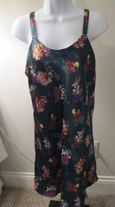 LOONEY TUNES NIGHTGOWN WOMENS SIZE MEDIUM DAFFY DUCK TWEETY BIRD TAZ - Picture 1 of 5