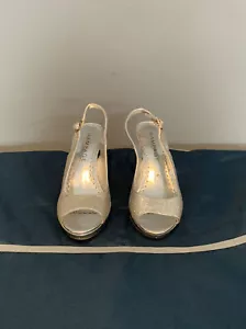 HEELS RAMPAGE SILVER SPARKLY HIGH HEELS 6.5 Womens Dressy Formal - Picture 1 of 3