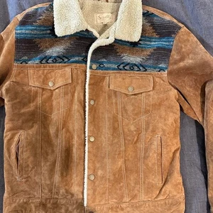 Western jacket it is - Picture 1 of 7