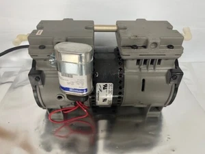 Thomas Vacuum Compressor Pump MODEL 2628VE44B, TESTED GOOD - Picture 1 of 5