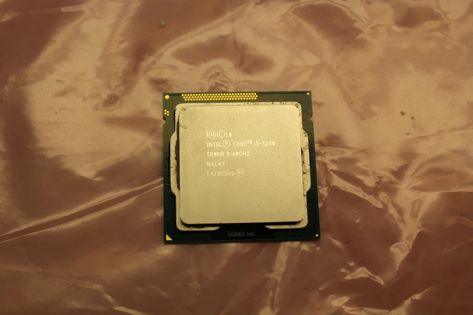 Intel Core i3-3240 3.40 Ghz LGA 1155 CPU Processor US Seller - Image 1 of 1