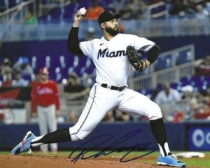 Signed  8x10 PABLO LOPEZ Miami  Marlins  Autographed photo - COA - Picture 1 of 1