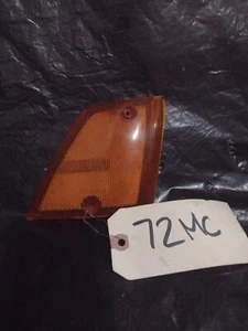 (72MC)1982 Honda Accord Front Corner Lamp Light Corner Marker RH 055-0343 - Picture 1 of 12
