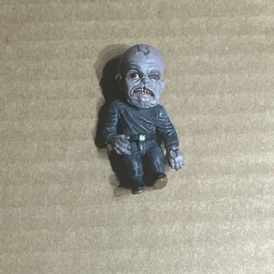 MARVEL LEGENDS THE GREMLIN FIGURE 2004 TOY BIZ 2" MECHA HULK Rare Loose - Image 1 of 2