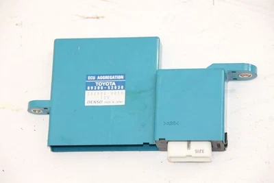 Centralina carrozzeria Toyota RAV 4 III SA CA 8930052030 DENSO 05-2007 - Immagine 1 di 3