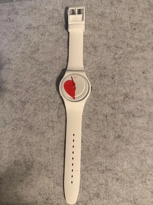 Swatch Special 2022 Valentine's Day - SO29Z113 - Half 3 Red - image 1 of 4