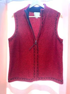 Hand-Embroidered Christopher & Banks Red Knit Zip-Up Vest Medium - Picture 1 of 9