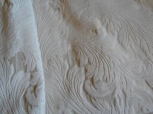 Offwhite/White Large Leaf/ Floral Jacquard Brocade Upholstery Fabric-58" x 3 yd - Picture 1 of 4