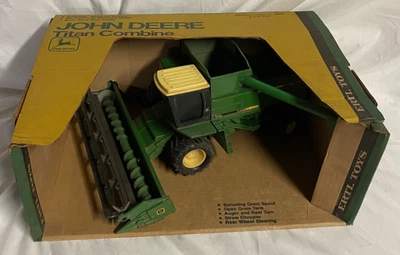 ERTL  1:24 Diecast John Deere Yellow Top 7720 TITAN 2 Combine Stock #524 in Box - Image 1 of 4
