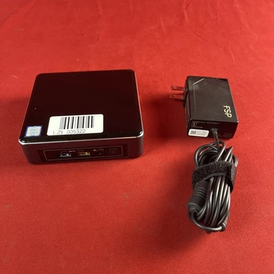 Mini PC Intel (NUC7i5BNK) con Windows 10 Pro, RAM y cable - Sin SSD - ¡Probado! Foto 1 de 4