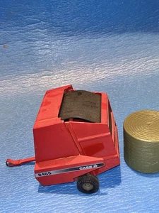 Vtg Ertl 1/16th Scale Case IH 8465 Round Baler With Bale - Picture 1 of 7