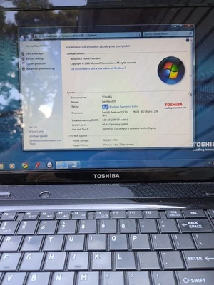 Toshiba Satellite L655 Intel Pentium CPU P1200 2,00 GHz 3 GB con CARGADOR Foto 1 de 4