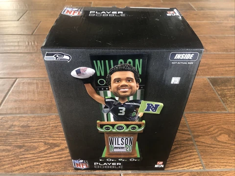 2020 RUSSELL WILSON SEATTLE SEAHAWKS SWING VOTE SERIES BOBBLEHEAD Cover
