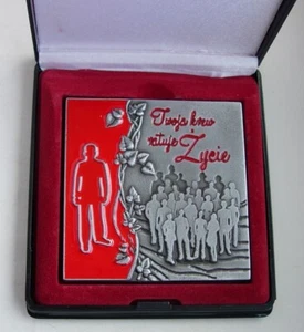 POLISH RED CROSS, HONORARY BLOOD DONOR, POLAND BOXED MEDAL enameled - Picture 1 of 2