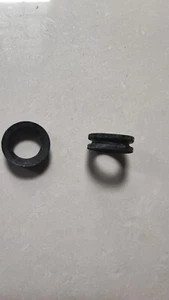 Mercedes Benz rubber sealing ring for upper and lower outer arm W113 SL - Picture 1 of 3