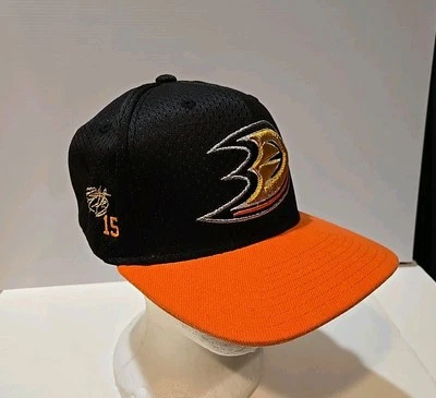 NHL FACEOFF HEADWEAR - ANAHEIM DUCKS #15 RYAN GETZLAF GORRA BORDADA A PRESIÓN Foto 1 de 4
