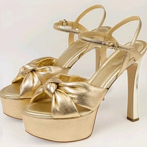 Michael Kors Elena Leather Platform Sandals Sz 8 Gold Heels Shoes - Picture 1 of 7