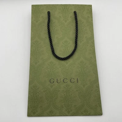 "Bolsa de regalo de compras Gucci pequeña de papel verde negra con logotipo en relieve 11,5 x 6,5 x 4,5""" Foto 1 de 4