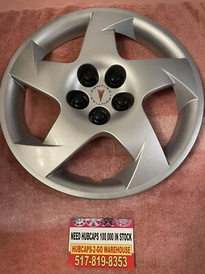 2003- 2009  Pontiac Vibe Hubcap  1 OEM mint Original Nice 16” Bolt On  Beautiful - Image 1 of 4