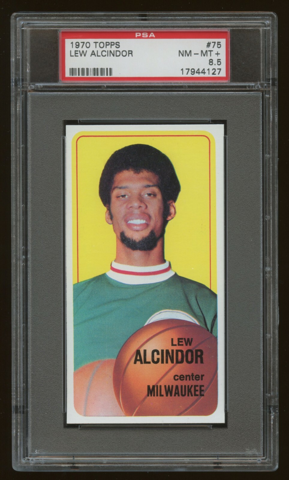 1970-71 Topps #75 Lew Alcindor (Abdul-Jabbar) 2nd year card Bucks Lakers PSA 8.5
