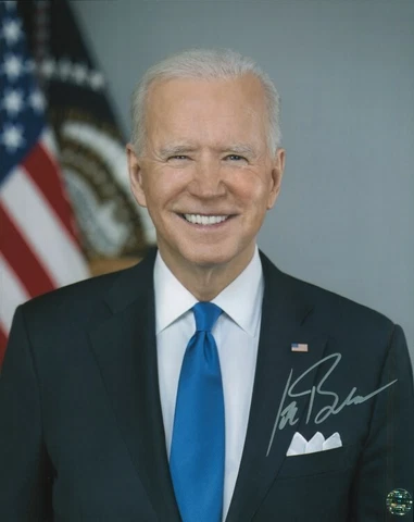 JOE BIDEN Autographed Original 8x10 Photo LOA TTM Cover