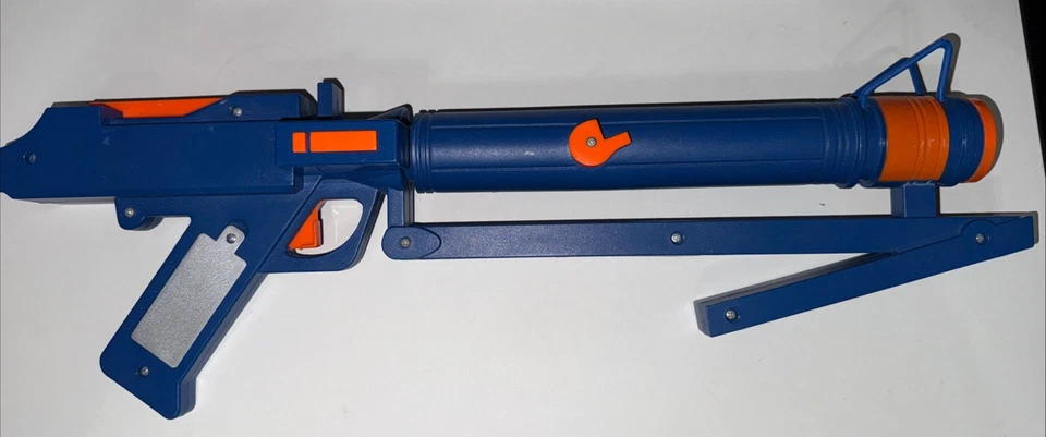 Star Wars Clone Trooper Blaster - Image 1 of 2