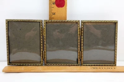 Латунная винтажная тройная навесная рамка для трех фотографий 3 дюйма x 4 дюйма вогнутое стекло - Изображение 1 из 4