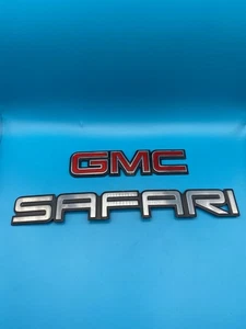 1995-2005 GMC Safari Rear Trunk Gate Door Emblem Badge Letter OEM Set - Bild 1 von 11