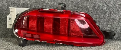 2017–2021 Mazda CX-5 🚘 Rear Right Marker Reflector 💡 OEM KB8A-51-5L0 - Image 1 of 4