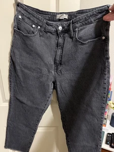 Madewell Black Denim Jeans Straight w/ ragged edge Size 33, Pre-Owned - Picture 1 of 10